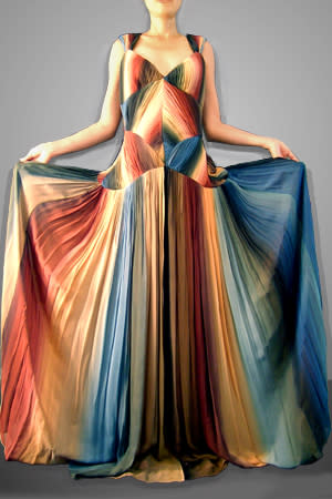 *§ الــوانــ الطــيـف .. Rainbow_dress