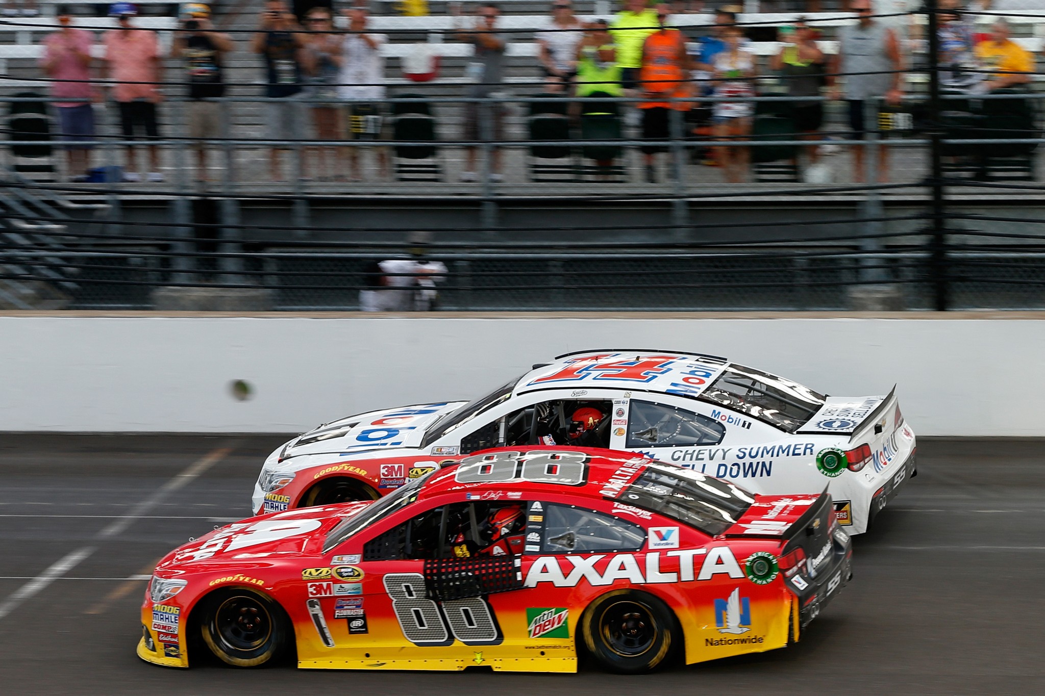 Tony Stewart and Jeff Gordon took a lap after Sunday's race (Getty). 