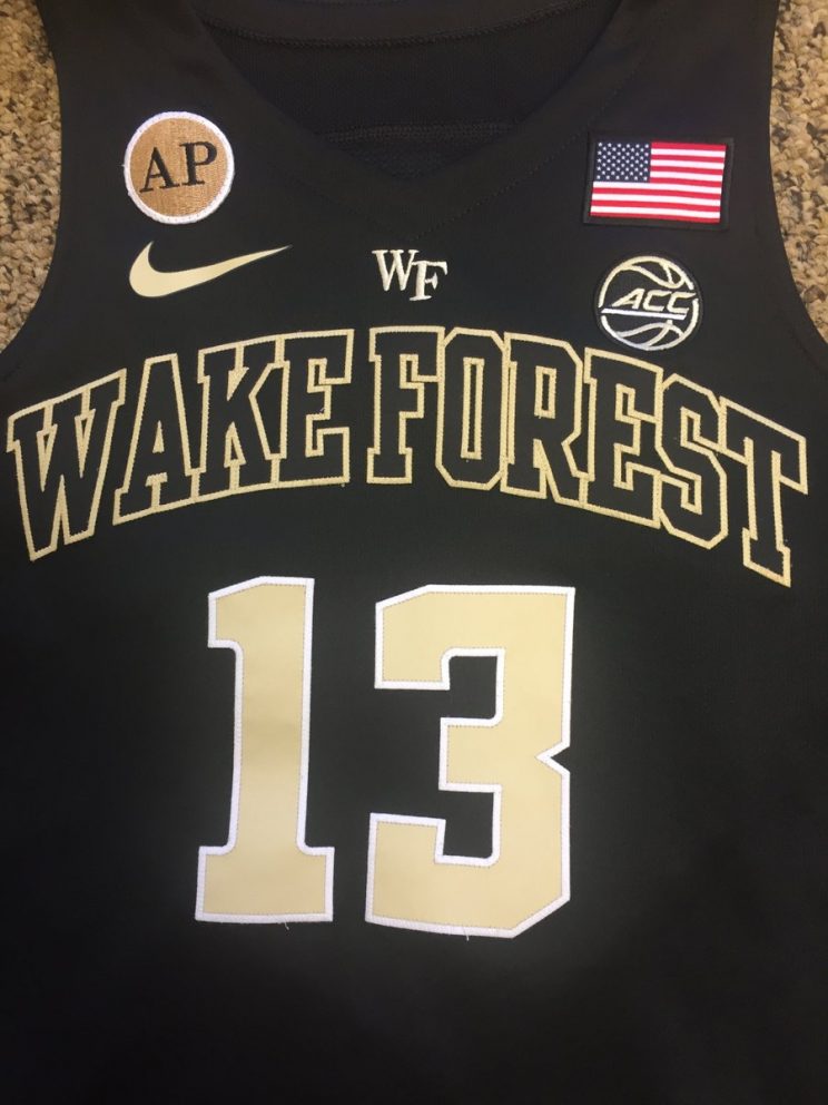 Wake Forest basketball jerseys will honor Arnold Palmer. (Twitter)