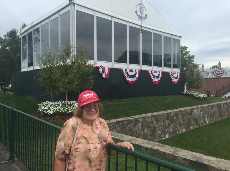 Presidential skybox at Trump National Golf Club. (Via @StevePoliti)