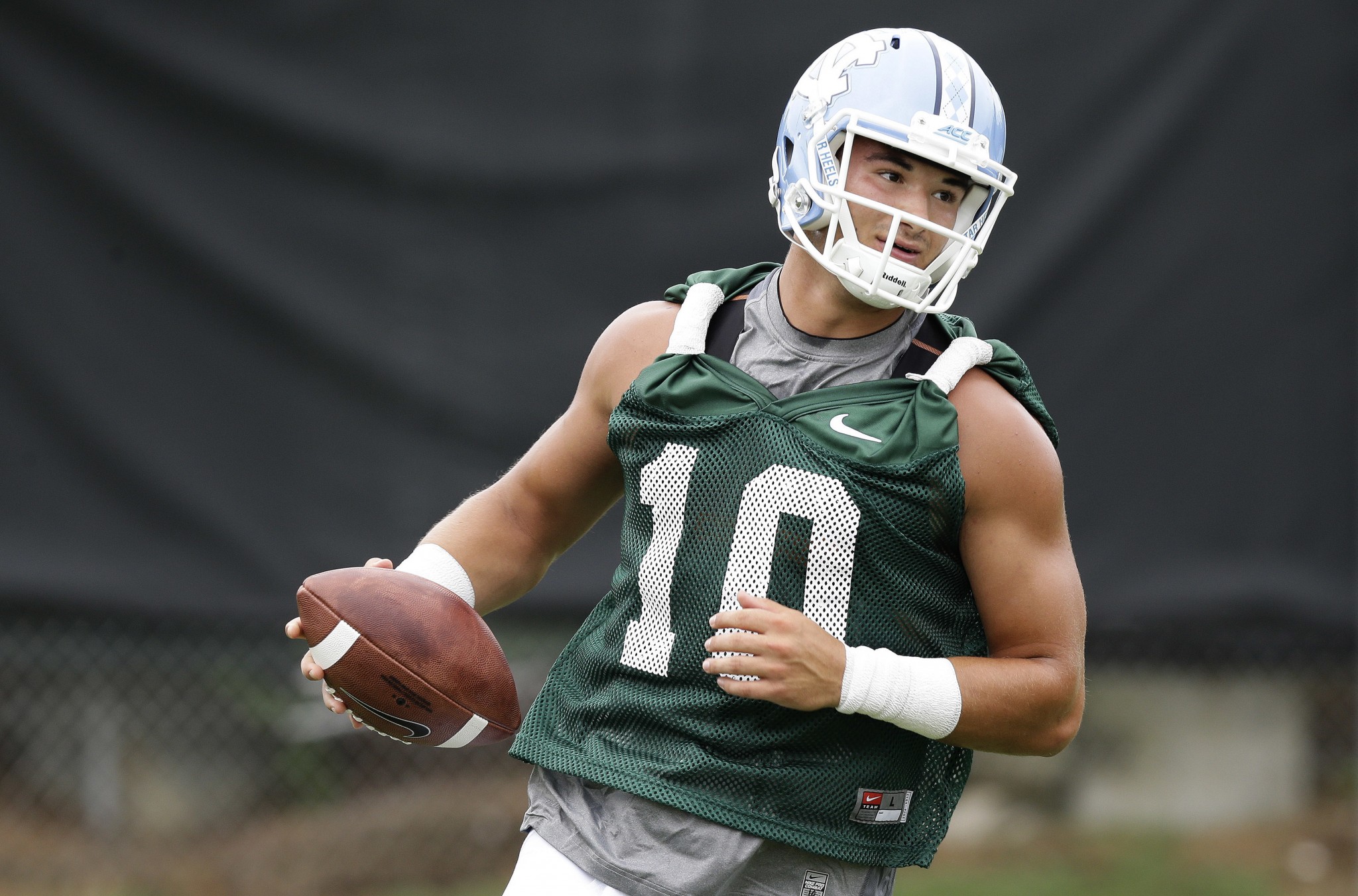 Mitch Trubisky was officially named UNC's starter in the spring. (AP Photo/Gerry Broome)