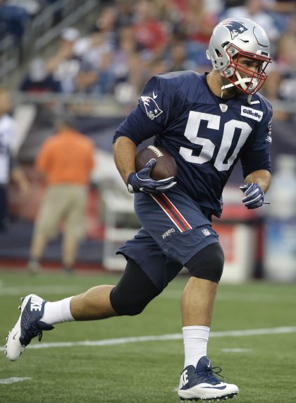New England Patriots defensive end Rob Ninkovich suffered a torn triceps (AP).