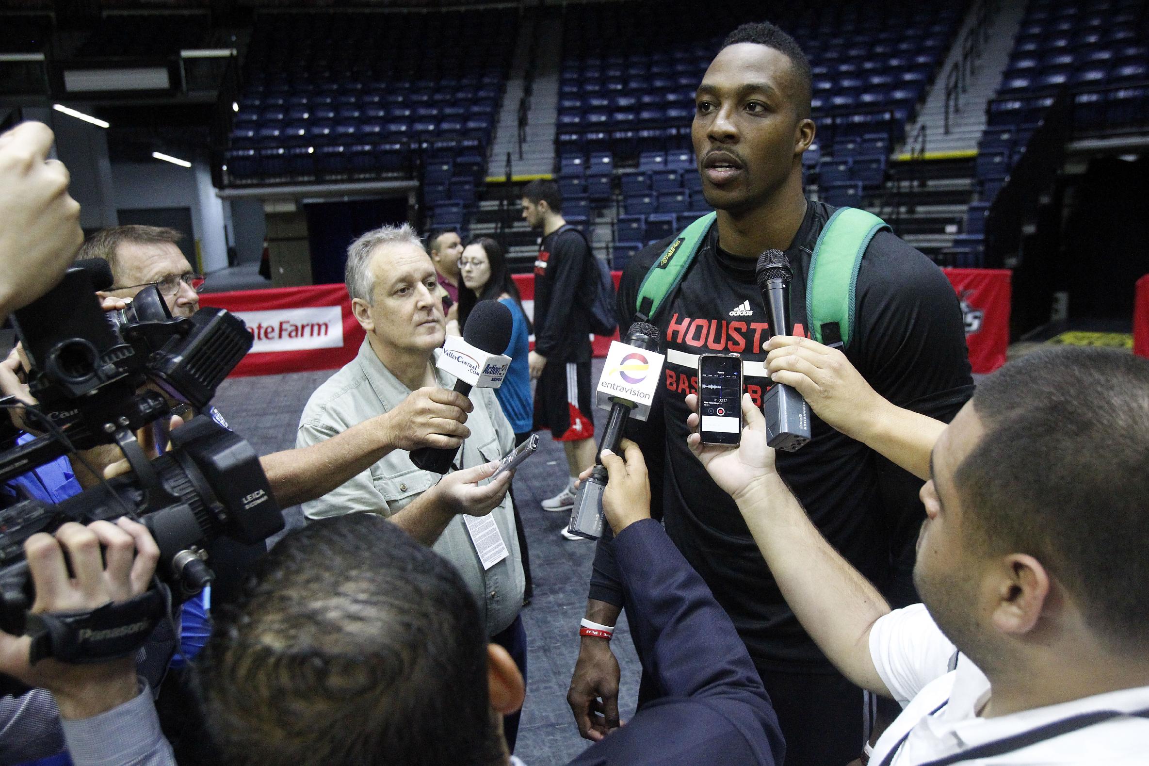 Dwight Howard wonders whether to say 'bellicose' or 'vigorous' this time. (AP/The Monitor, Gabe Hernandez)