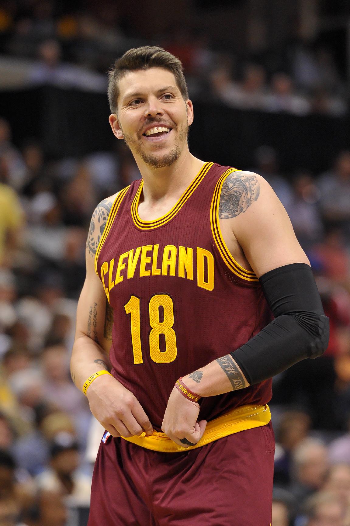 Could David Blatt call Mike Miller from the end of the Cavs' bench? (AP/Brandon Dill)
