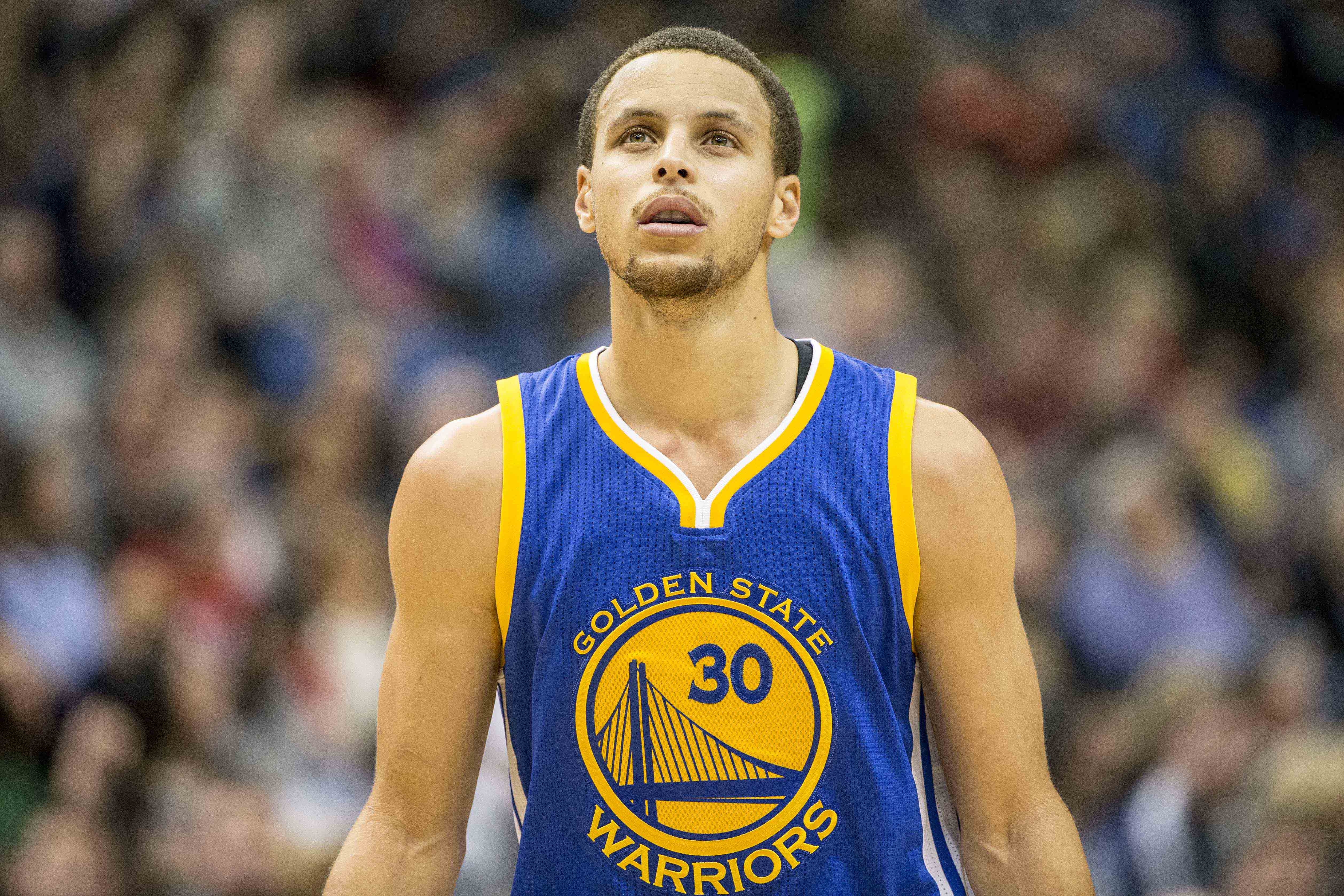 Stephen Curry ooks on during the second half against the Minnesota Timberwolves at Target Center. (Jesse Johnson-USA TODAY Sports)