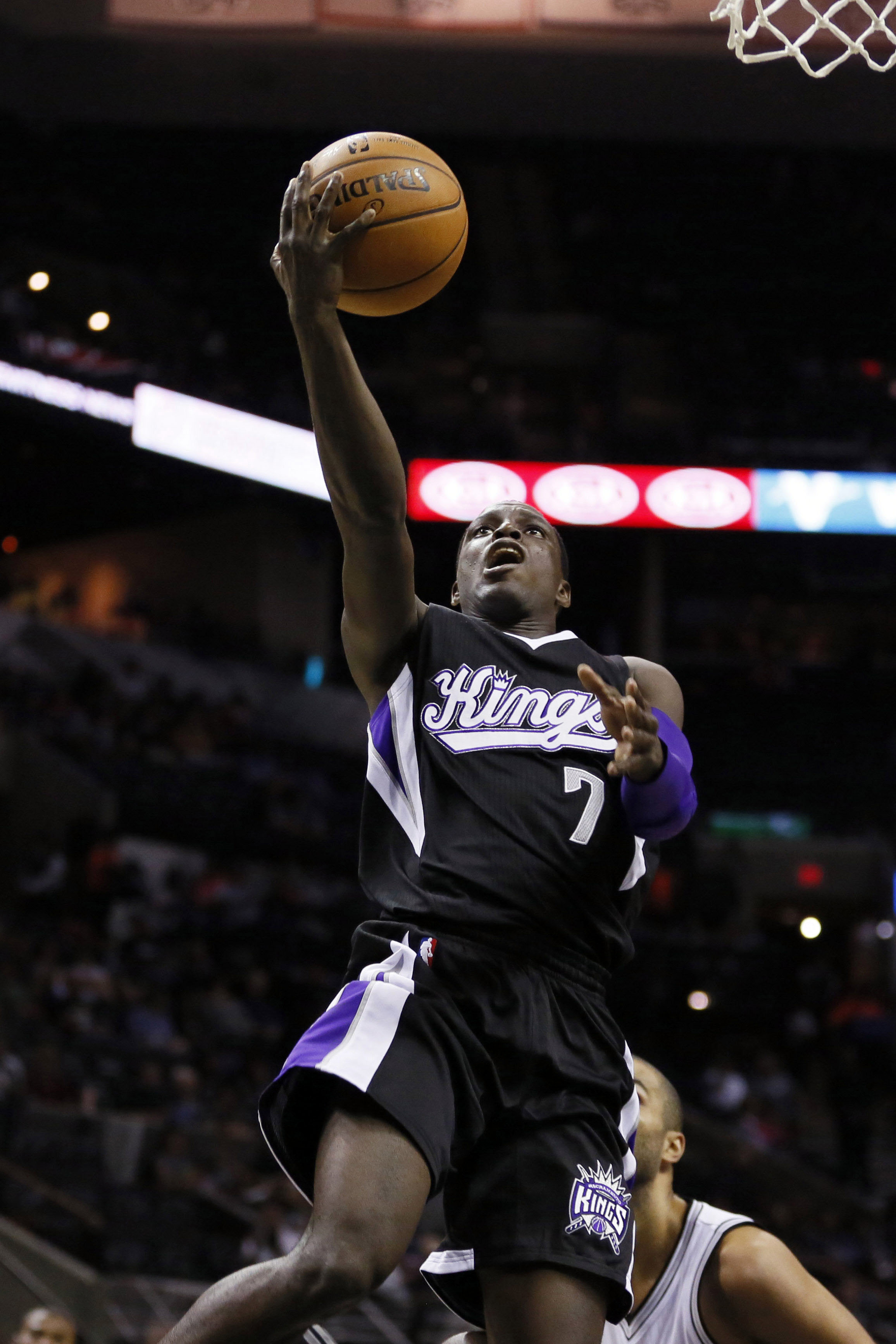 Darren Collison got $16 million to be the straw that stirs Sacramento's drink. (Soobum Im-USA TODAY Sports)