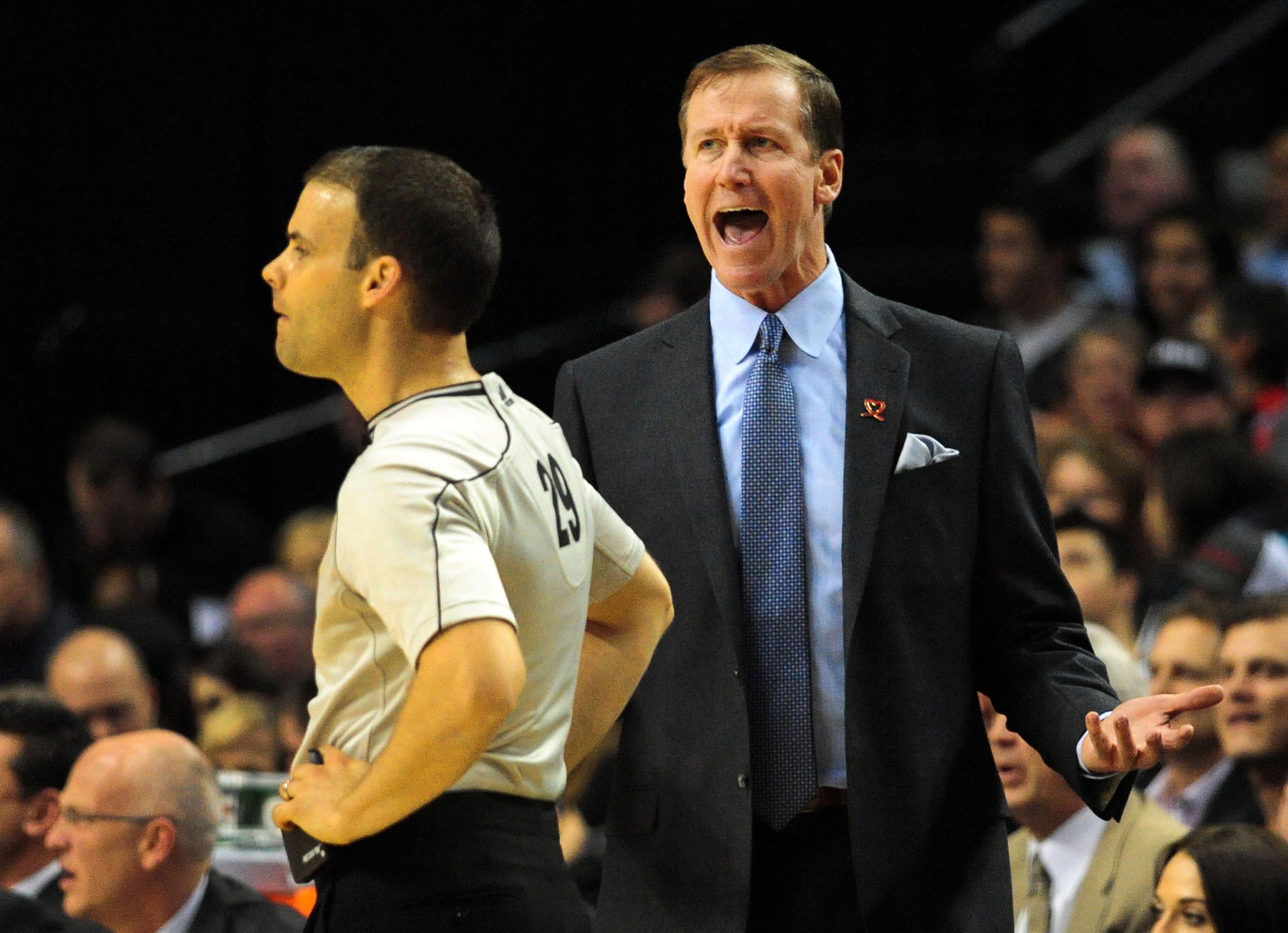 Blazers head coach Terry Stotts pleads with the universe (and referee Mark Lindsay) to relent. (Steve Dykes-USA TODAY Sports)