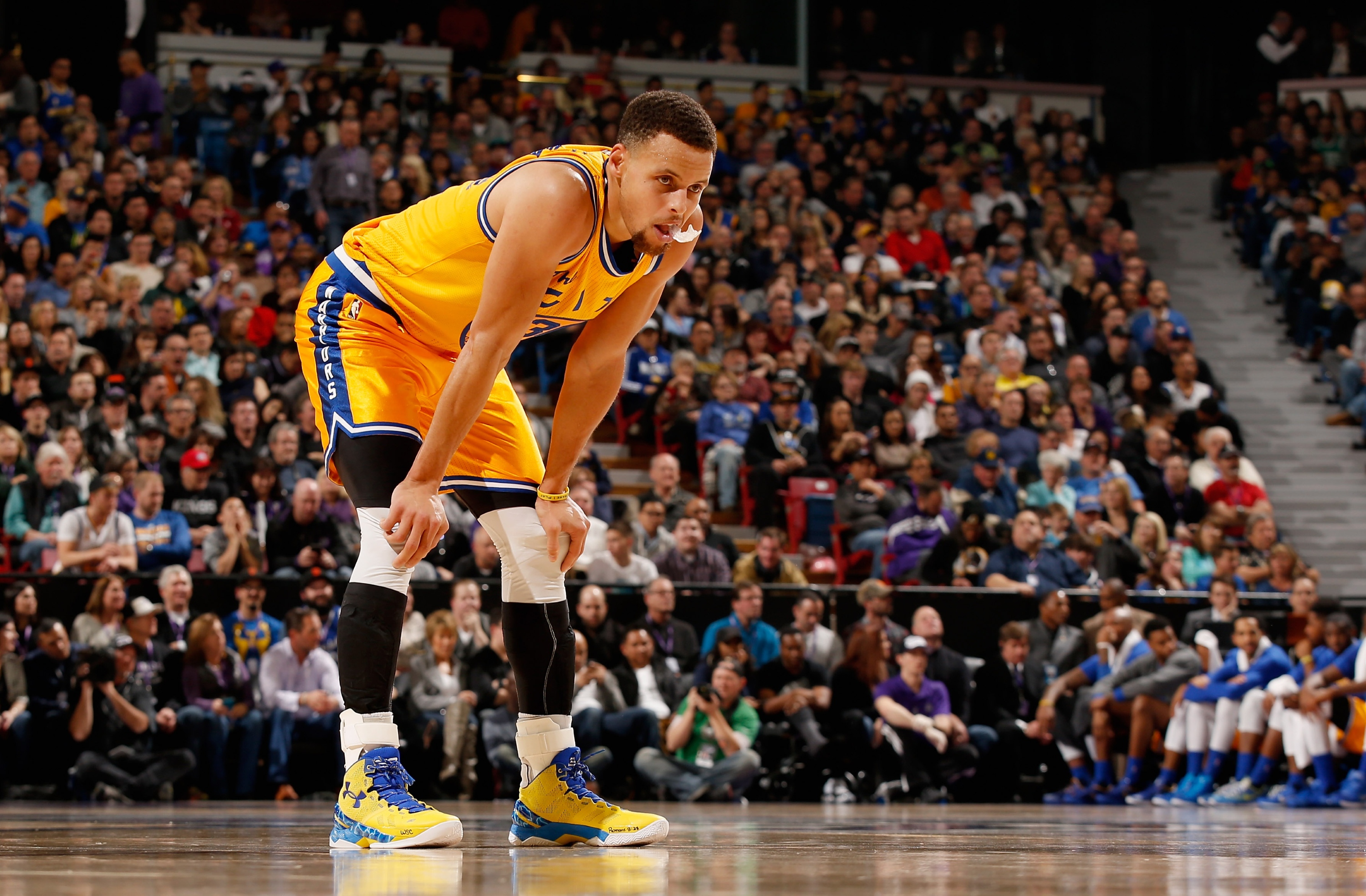 Stephen Curry stands alone. (Ezra Shaw/Getty Images)