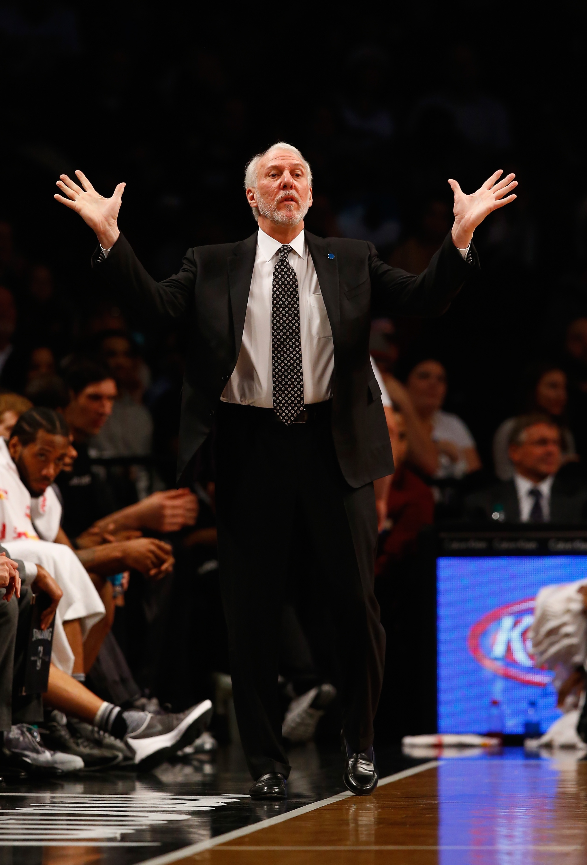 Gregg Popovich doesn't have an answer for the Warriors either. (Al Bello/Getty Images)