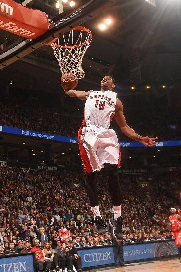 TORONTO, CANADA - MARCH 30: DeMar DeRozan #10 of the Toronto Raptors goes up for a dunk against the Houston Rockets on March, 30, 2015 at the Air Canada Centre in Toronto, Ontario, Canada. (Photo by Ron Turenne/NBAE via Getty Images)