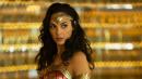 First 'Wonder Woman 1984' Footage Shows Adorable Moment With Little Girl