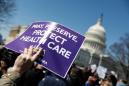 Liberal U.S. lawyers, states mull legal fight over Obamacare