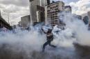 Clashes at Venezuela protest against 'dictatorship'
