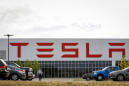 Tesla's store-shuttering strategy may pull the rug out of solar