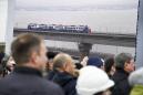 Putin opens railway bridge to Crimea