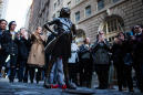 Thousands petition New York to keep 'Fearless Girl'