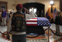 Thousands line up in Arizona heat to pay respects to McCain