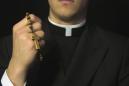 Las estremecedoras historias de abusos encubiertos por la iglesia católica