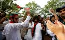 Pakistan Election 2018: Imran Khan declares victory as rivals decry 'rigging'