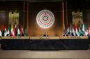 Arab economic summit in Beirut urges Syrian refugee returns