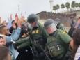 US authorities arrest 32 in border protest