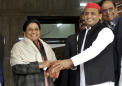 India political rivals join hands in bid to top ruling party