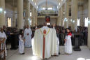 Iraqi Christians celebrate Easter, dream of returning home