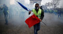 PHOTOS: 4th consecutive Saturday of anti-government protests in Paris
